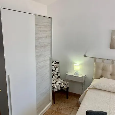 Prázdninový dům Casa V&g Domus De Maria