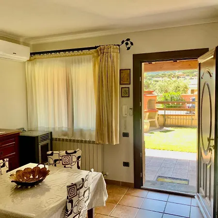 Prázdninový dům Casa V&g Domus De Maria
